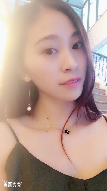 隨風的云的第一张照片--宁波相亲服务中心