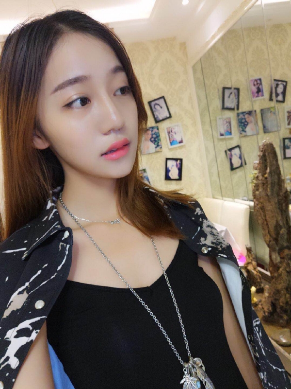 凉兮的第一张照片--宁波相亲服务中心