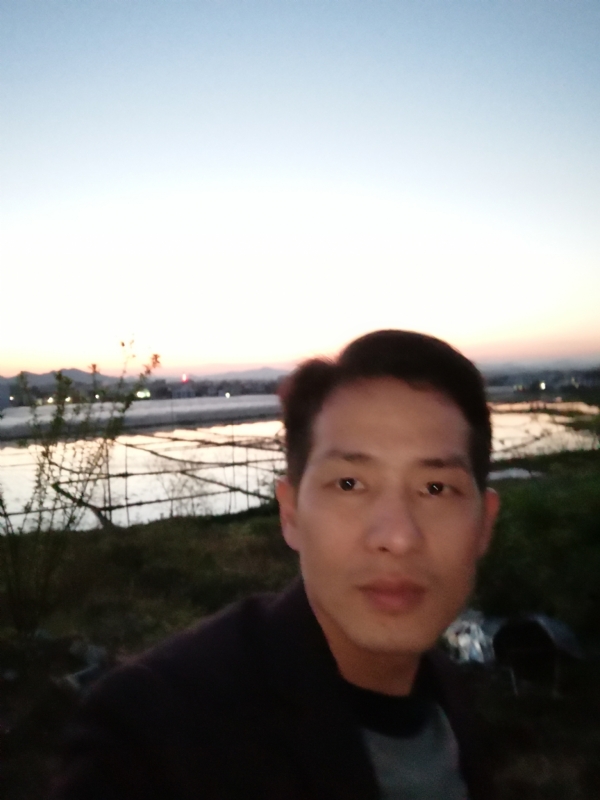 不忘初心的第一张照片--宁波相亲服务中心