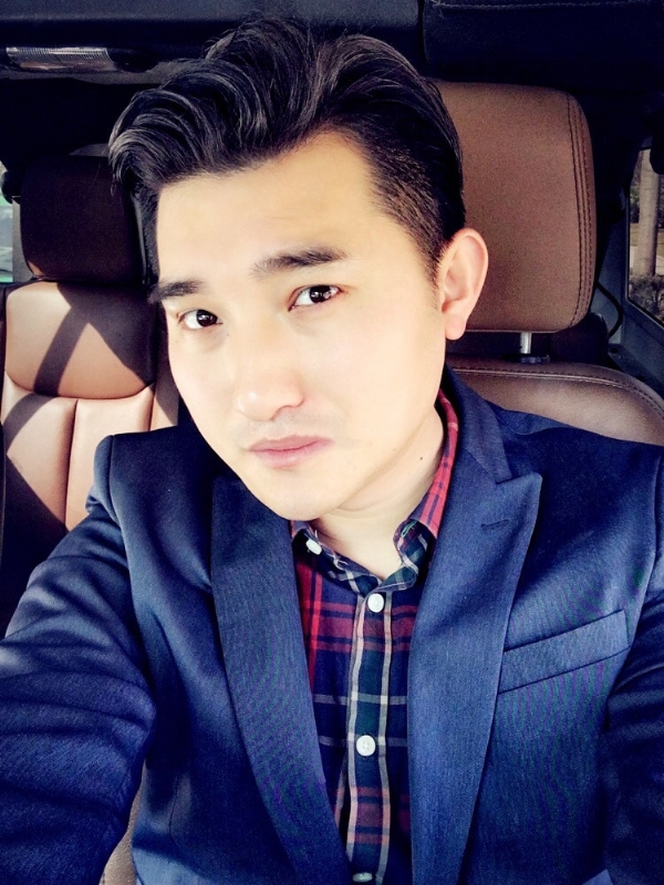 奋斗的第三张照片--宁波相亲服务中心