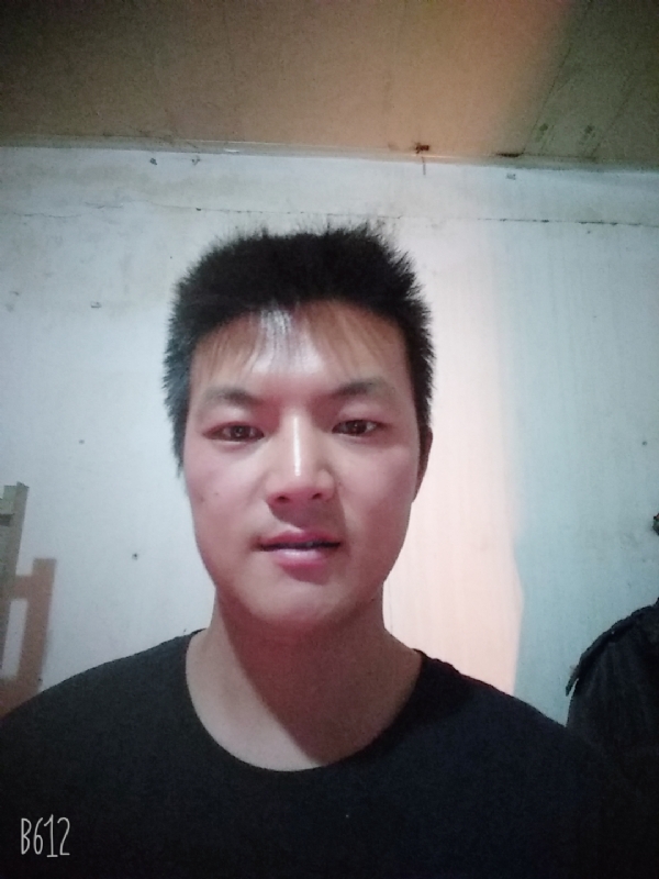 风轻云淡的第一张照片--宁波相亲服务中心