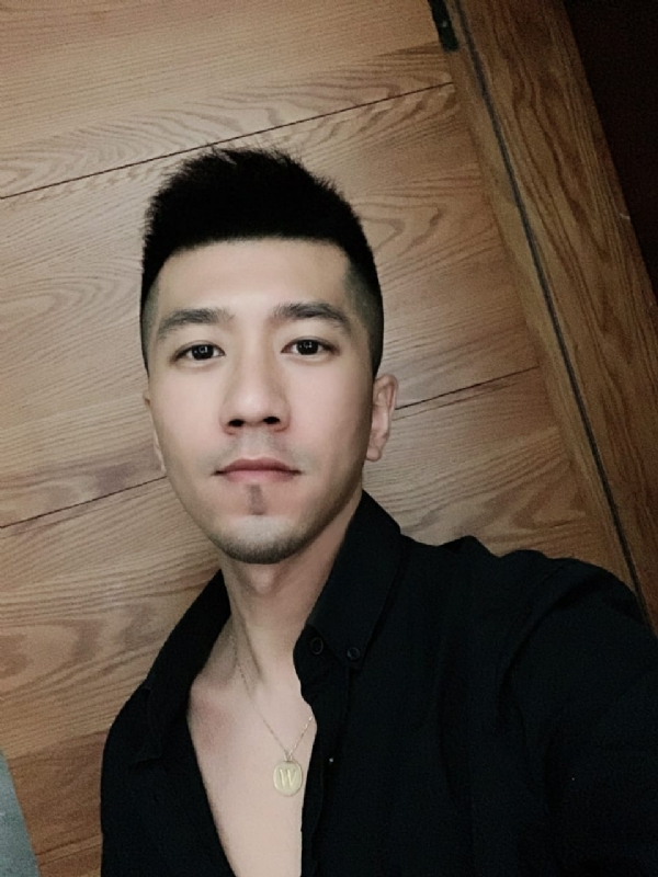 佳佳的第一张照片--宁波相亲服务中心