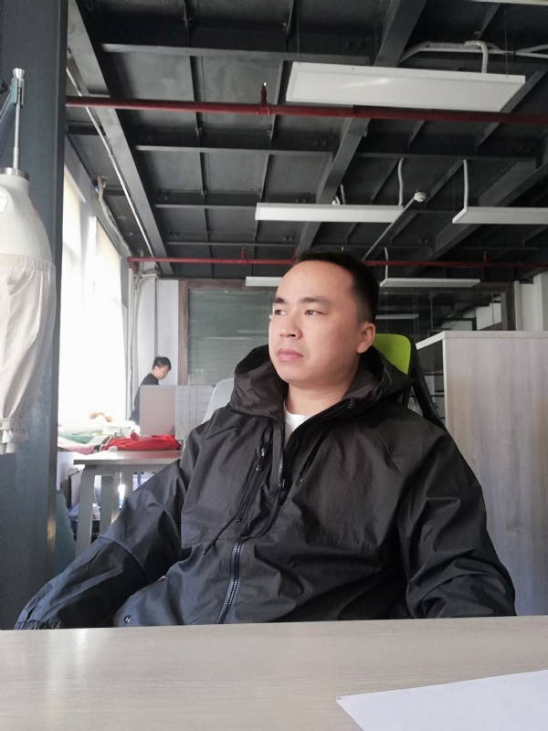 左眼皮跳跳的第一张照片--宁波相亲服务中心