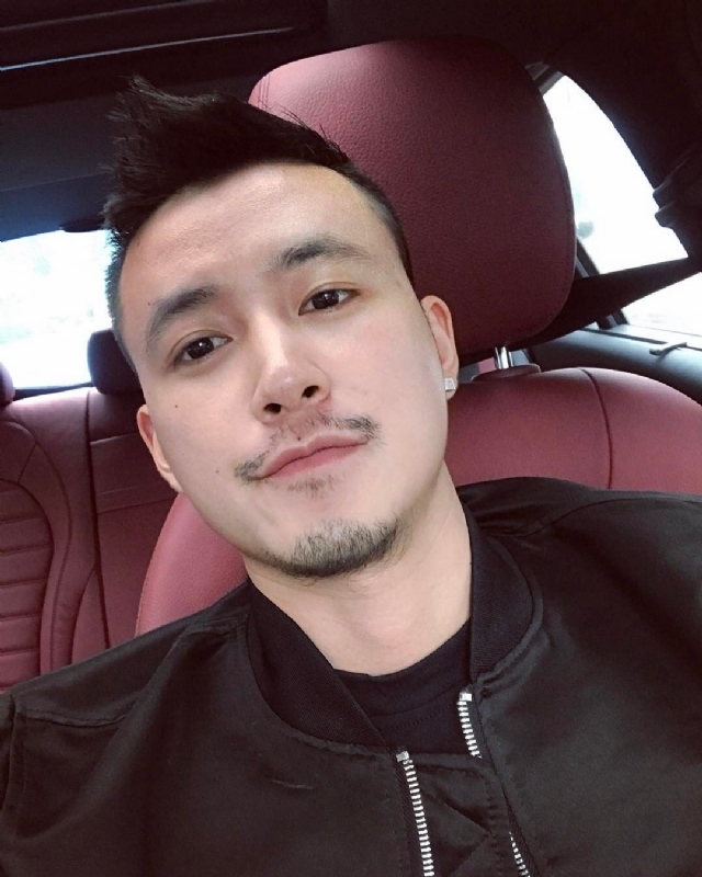 隆刘的第一张照片--宁波相亲服务中心