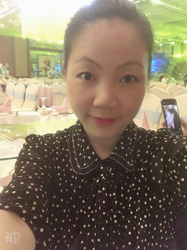 泡沫的第一张照片--宁波相亲服务中心
