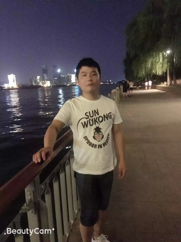 古月的第一张照片--宁波相亲服务中心