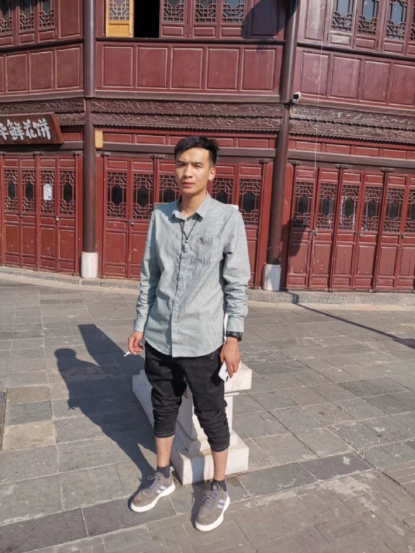 刘方的第一张照片--宁波相亲服务中心