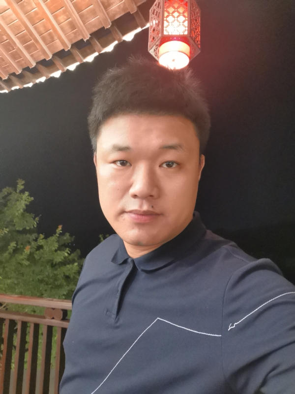 耿直boy的第一张照片--宁波相亲服务中心