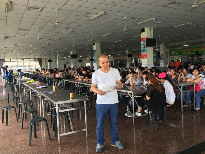 人在旅途的第二张照片--宁波相亲服务中心