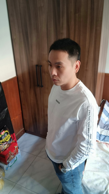 没有蜡笔的小航的第一张照片--宁波相亲服务中心
