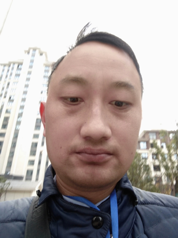 老男人的第一张照片--宁波相亲服务中心