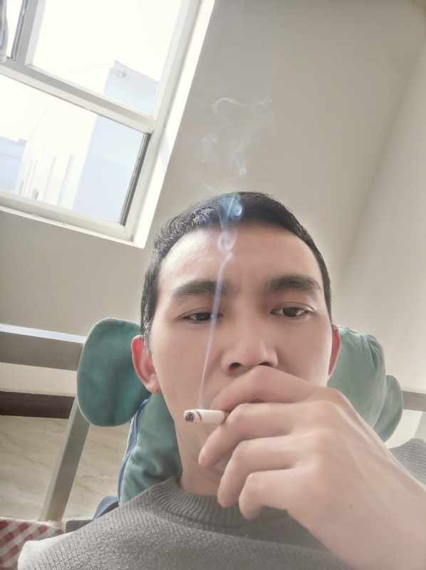 殇情的第一张照片--宁波相亲服务中心