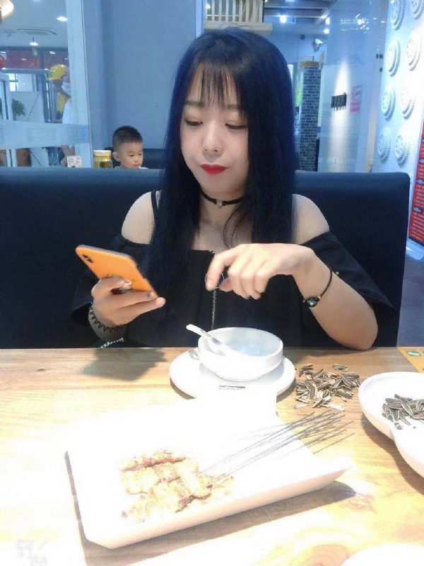 程程的第一张照片--宁波相亲服务中心