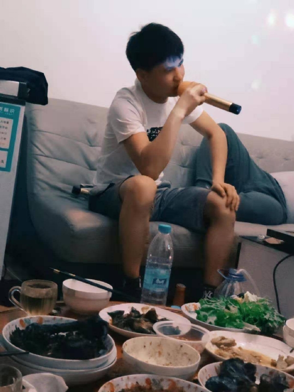 秦成龙的第一张照片--宁波相亲服务中心