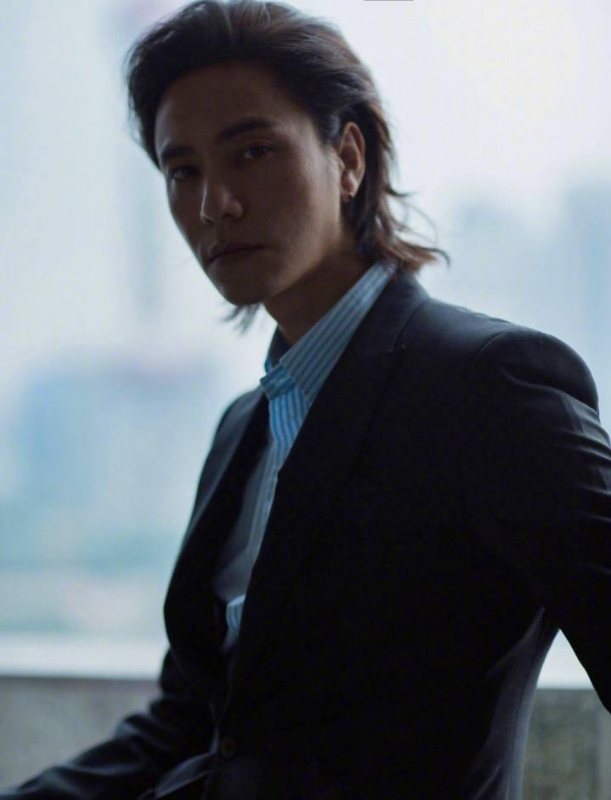 李嘉廷的第三张照片--宁波相亲服务中心