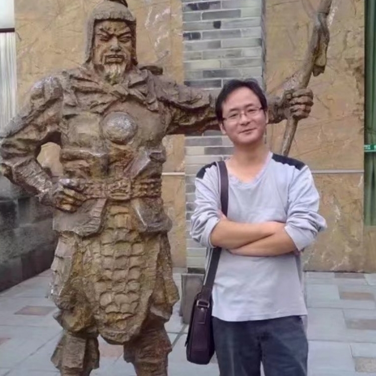 孤狼的第三张照片--宁波相亲服务中心