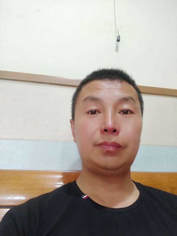 快乐的小鱼儿的第一张照片--宁波相亲服务中心