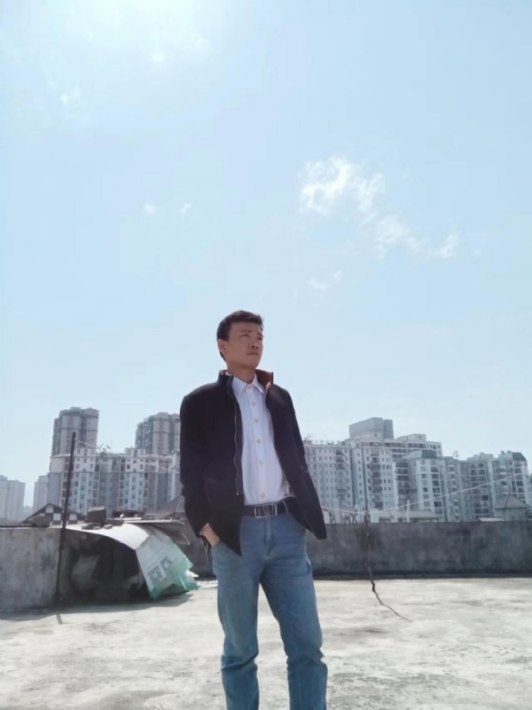 蓝色心情的第一张照片--宁波相亲服务中心