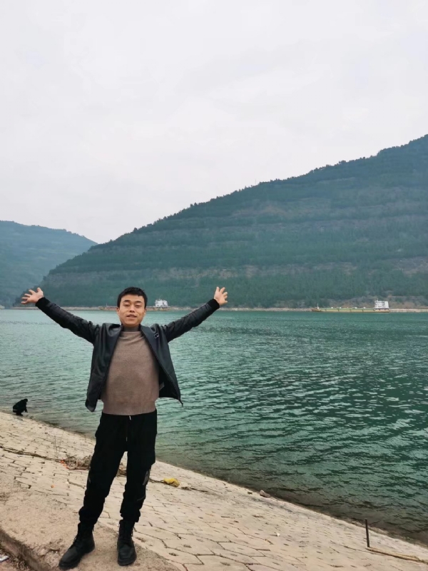 寂寞的风的第一张照片--宁波相亲服务中心