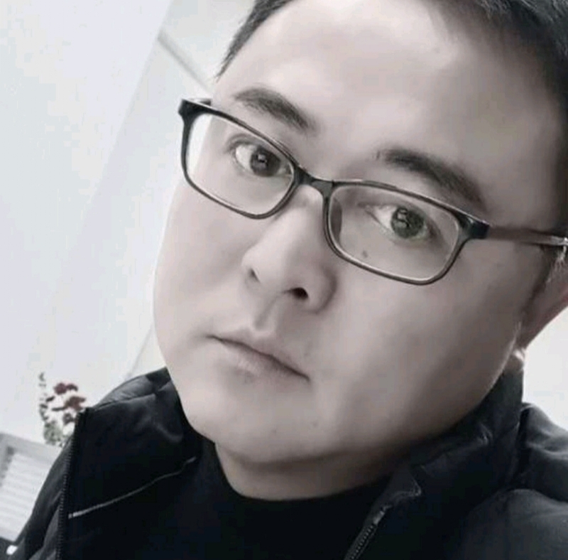 小石头的第一张照片--宁波相亲服务中心