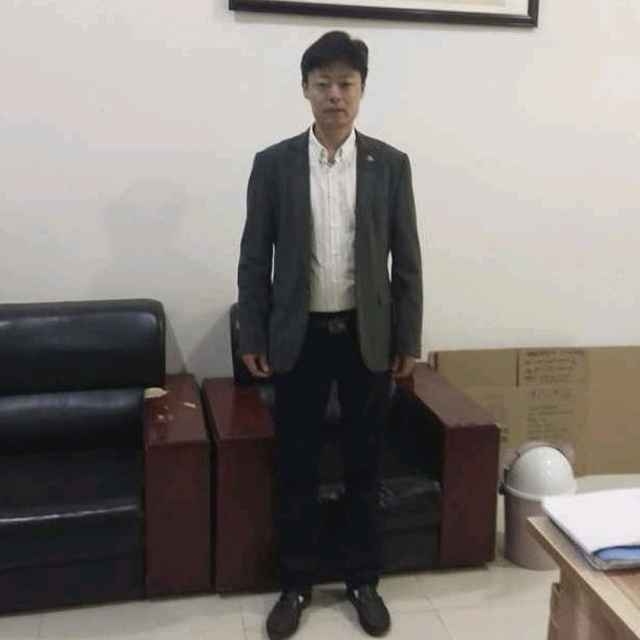 蓝天白云的第一张照片--宁波相亲服务中心