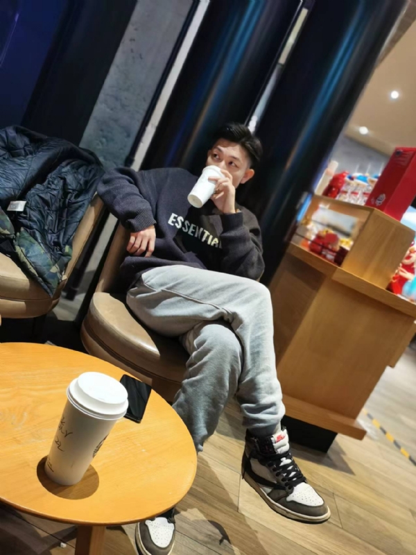 LAZY的第一张照片--宁波相亲服务中心