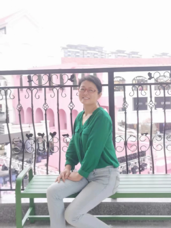 丽华的第四张照片--宁波相亲服务中心