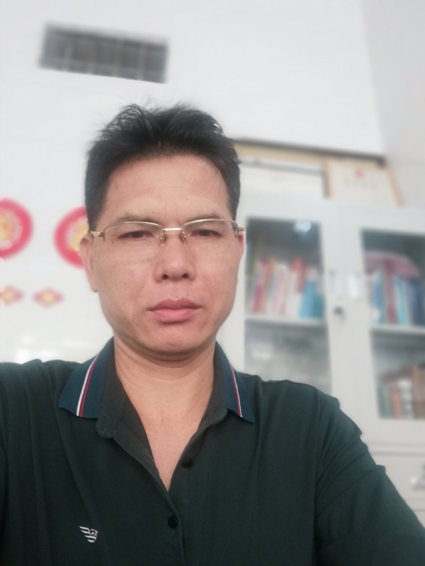 后视镜的第二张照片--宁波相亲服务中心