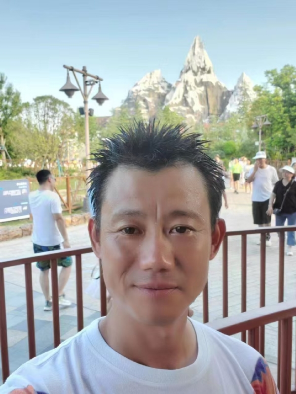 艾氏涂料博的第一张照片--宁波相亲服务中心