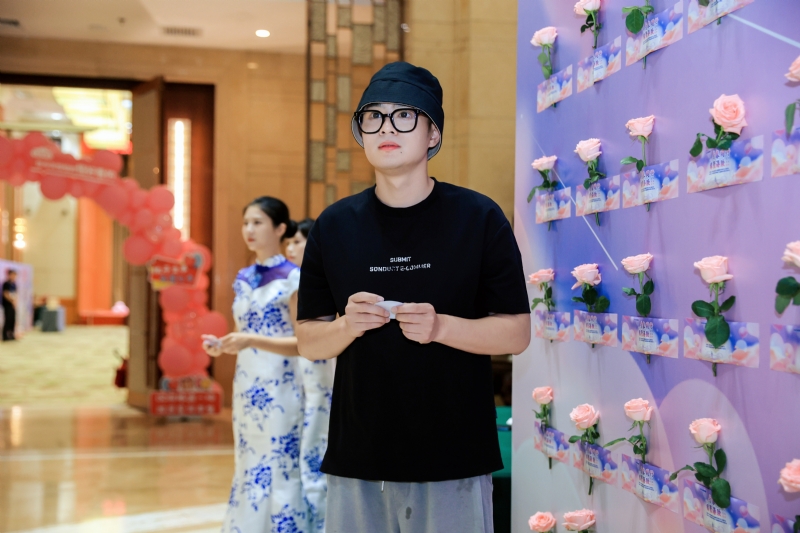 被驯服的象的第一张照片--宁波相亲服务中心